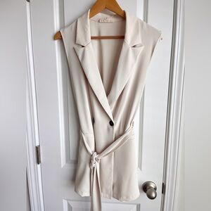 Melloday Belted Vest